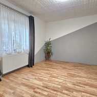 Dom na sprzedaż