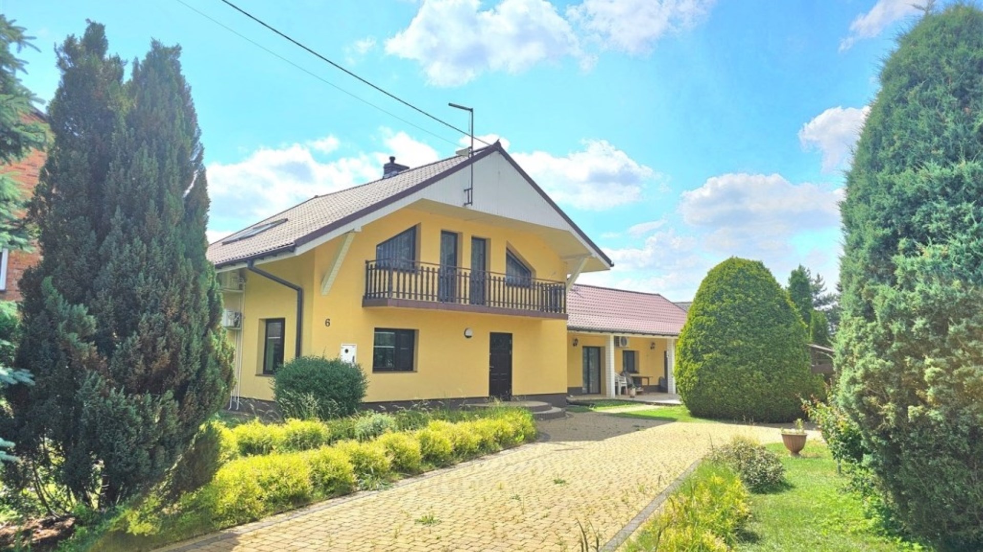Dom na sprzedaż