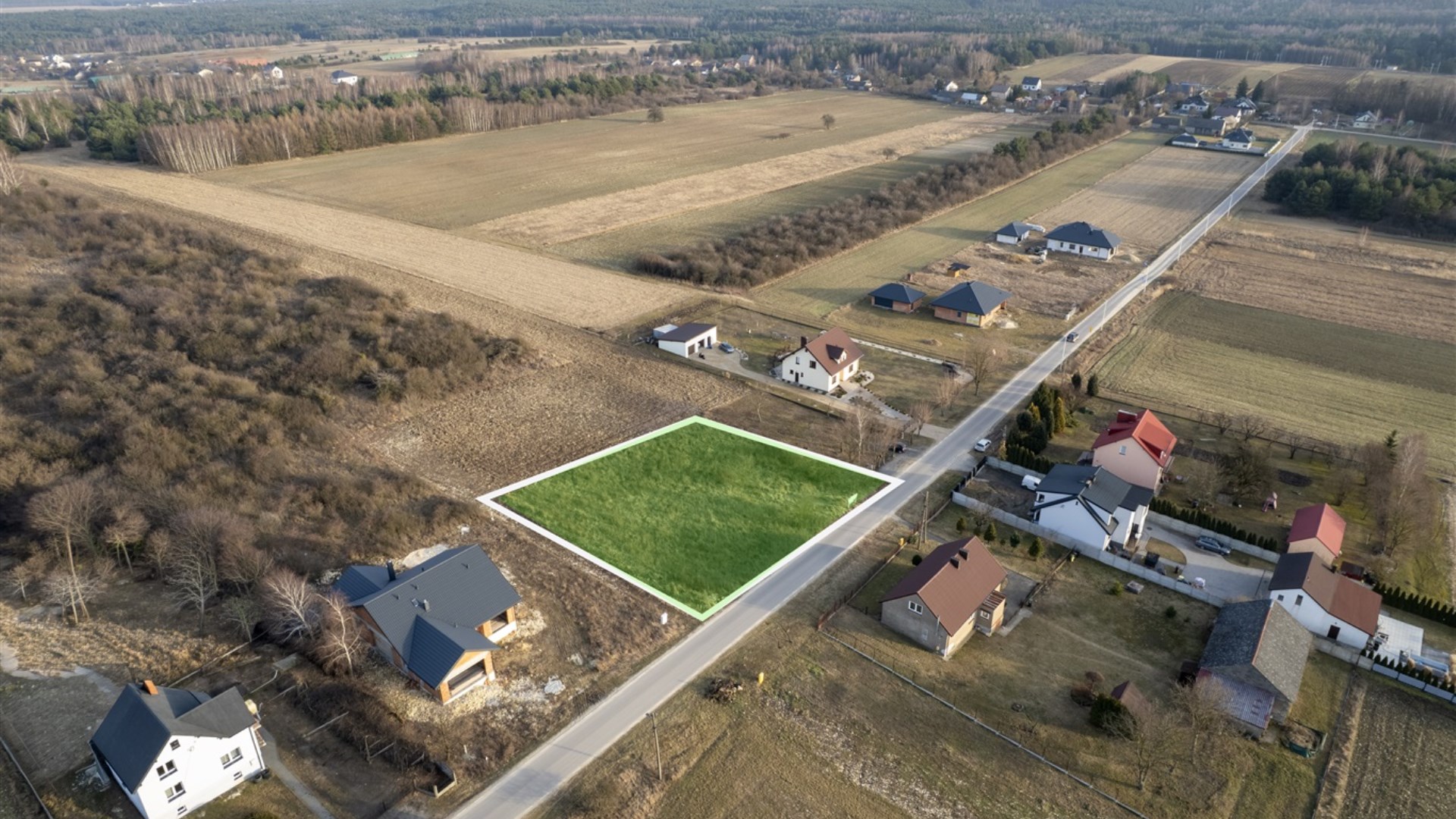 Działka na sprzedaż