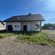 Dom na sprzedaż